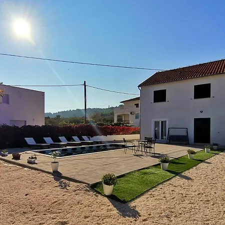 Holiday home Nino With Amazing Swimming Pool *